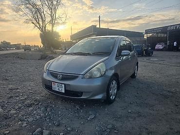 хонда фит машина: Honda Fit: 2005 г., 1.3 л, Вариатор, Бензин, Хэтчбэк — 5