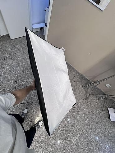 mini fan: Софтбокс BOBBYSTUDIO с LED-освещением
Продаю из за ненадабности — 2