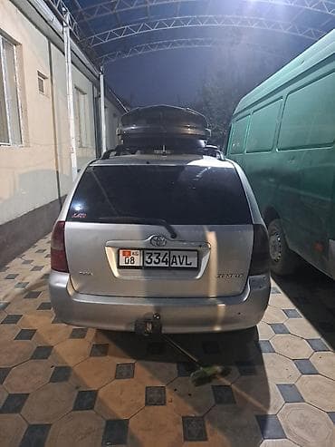Транспорт: Toyota Corolla: 2004 г., 2 л, Механика, Дизель, Универсал — 2