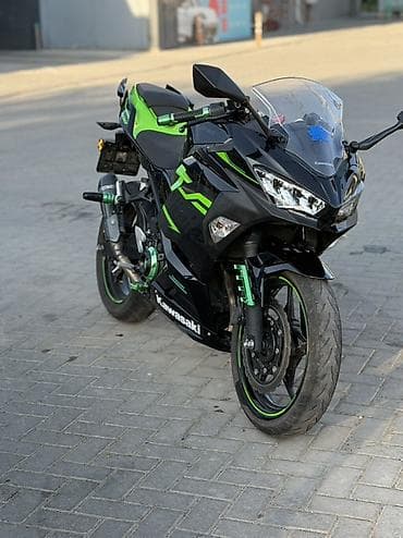Спортбайк Kawasaki, 400 куб. см, Бензин, Чоңдор үчүн, Колдонулган lalafo.kg да Спортбайк Kawasaki, 400 куб. см, Бензин, Чоңдор үчүн, Колдонулган