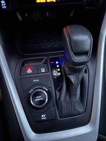 eclipse cross: Toyota RAV4: 2020 г., 2.5 л, Автомат, Гибрид, Внедорожник — 10