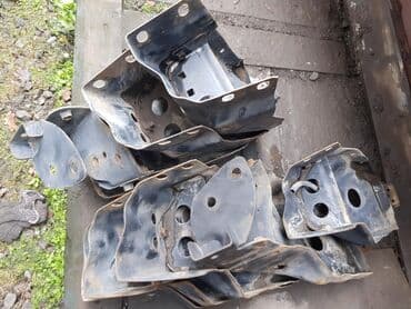 запчасти на мицубиси паджеро 2: Mitsubishi Pajero W44 Клыки переднего бампера, Митсубиси Паджеро 2 — 3