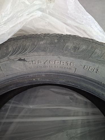 sp 4: Комплект автомобильных шин R16 - Размер: 195/60 R16 (указано на — 1