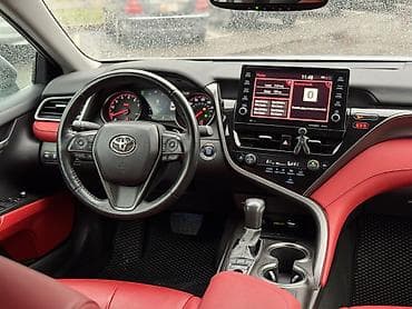 geely l7: Toyota Camry: 2022 г., 2.5 л, Типтроник, Бензин, Седан — 5