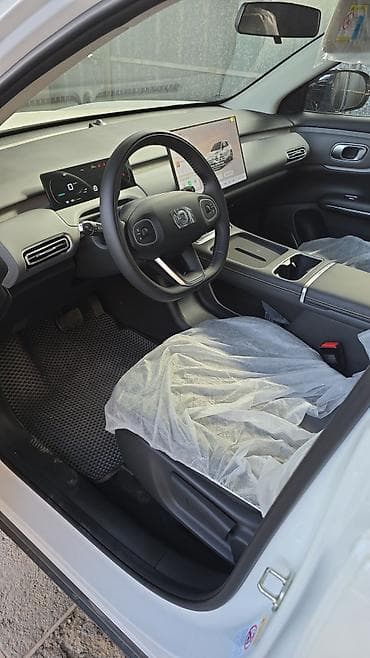 byd e9: Changan Qiyuan Q05: 2026 г. — 3
