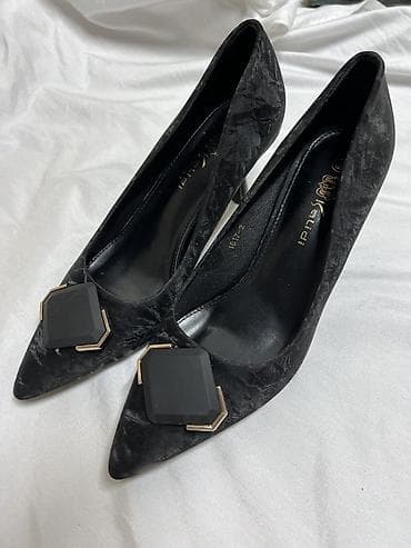 Аппараты для стирки ковров: Набор для маникюра/наращивания ногтей продаю за 5700 с туфли за 700 с — 6