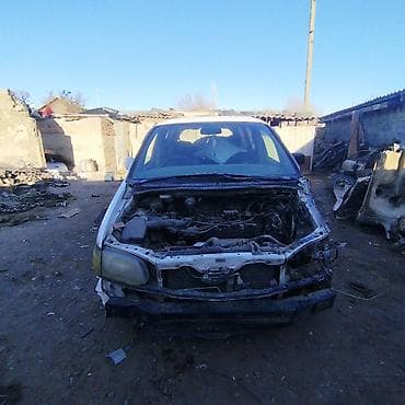 r19 24545: Хонда Одиссей аварийная год 98 чачылып атат Балыкчыда матор каропка — 2