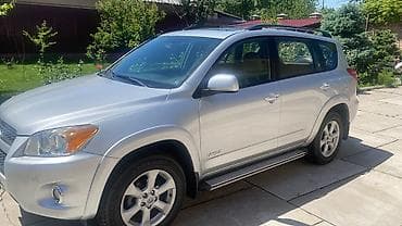 королла 120 салон: Toyota RAV4: 2010 г., 2.5 л, Автомат, Бензин — 1