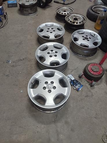 Шины и диски: Литые Диски R 17 Lexus, Комплект, отверстий - 5 — 4