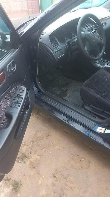 продажы авто: Honda Accord: 1999 г., 2 л, Автомат, Бензин, Седан — 4
