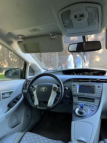 Toyota: Toyota Prius: 2014 г., 1.8 л, Вариатор, Гибрид, Хэтчбэк — 7