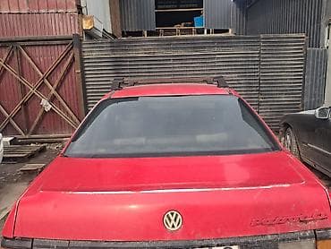 subaru out: Volkswagen Passat: 1993 г., Механика, Седан — 6