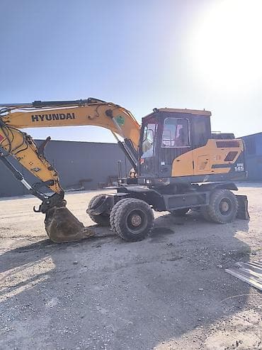 mercedes benz gls class: Экскаватор, Hyundai, Колесный — 2