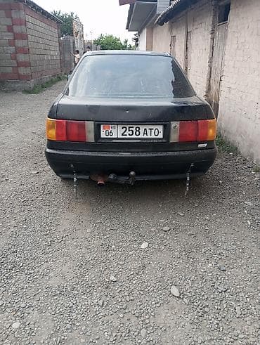 mercedes a class: Audi 80: 1991 г., 1.8 л, Механика, Газ, Седан — 3