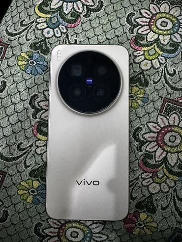 xperia 1v: Vivo X300 Pro, Б/у, 512 ГБ, цвет - Бежевый, 2 SIM — 1
