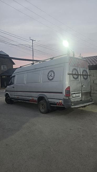 hella white: Mercedes-Benz Спринтер: 2001 г., 2.2 л, Механика, Дизель, Фургон — 4