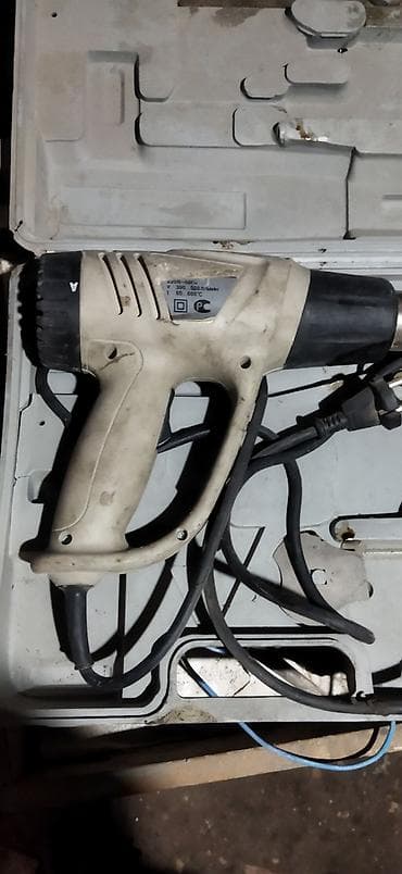 Ручные инструменты: Технический фен Интерскол ФЭ-2000 - Мощность: 2000 Вт - Регулировка — 3