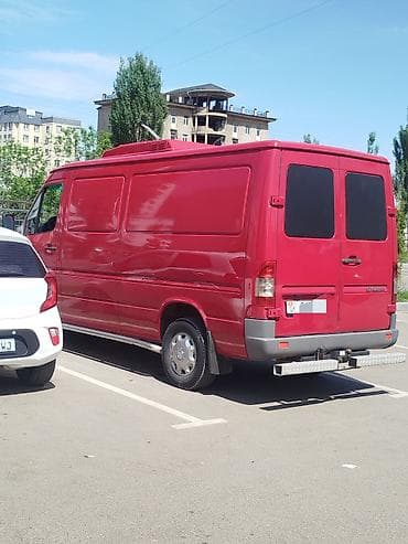 Кызматтар: Продается. Mercedes-Benz Sprinter, цельнометаллический фургон, красный — 3