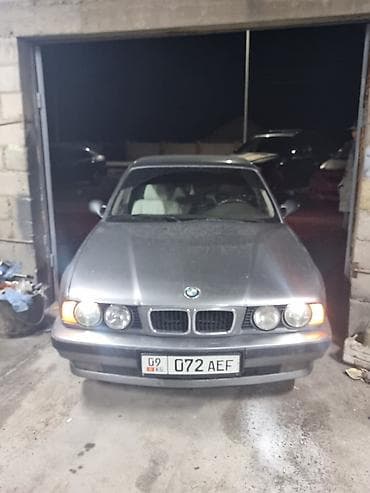 беха 3: BMW 5 series: 1993 г., 3 л, Механика, Бензин, Седан — 6