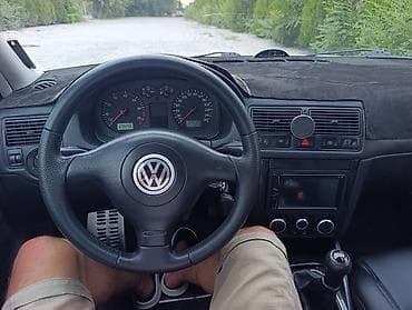 70: Volkswagen Golf: 2002 г., 2 л, Механика, Бензин, Хэтчбэк — 10