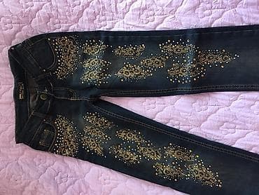 Платья: Джинсы Турция размер 38-36новые очень красивые со стразами цена 1300 — 1