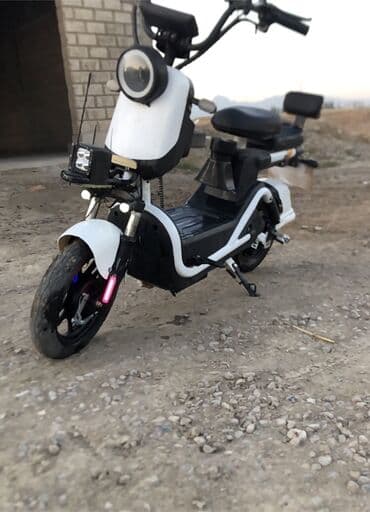 жук ташуучу унаа: Скутеретта 500 куб. см, Электро, Колдонулган, Бөлүп төлөө менен — 3