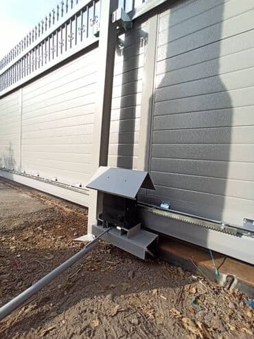 ворота с пультом: В нашей компании можно заказать откатные ворота «под ключ». Мы — 13