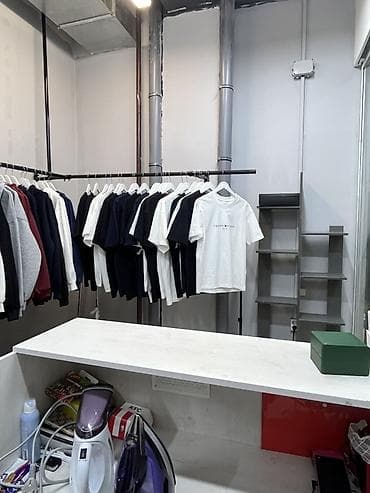 блинный бизнес: Продается готовый бизнес магазин одежды, находится в тц бум, Фрунзе — 8