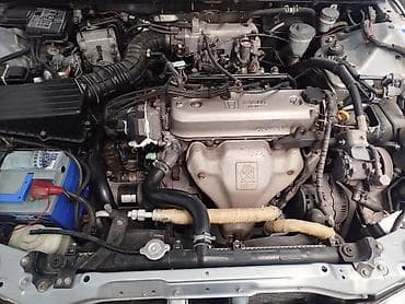 saab 95: Honda Accord: 1996 г., 2 л, Ручные, Бензин, Седан — 8