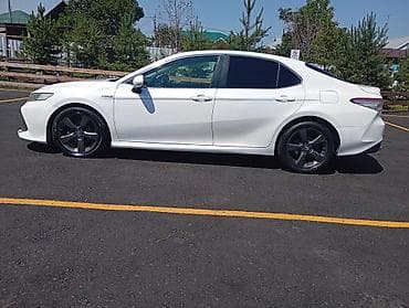 camry 5: Toyota Camry: 2018 г., 2.5 л, Автомат, Гибрид, Седан — 1