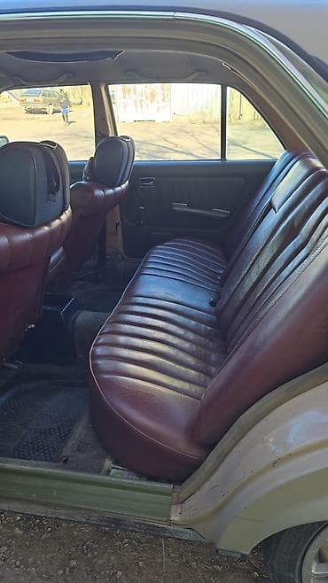 салон w140: Mercedes-Benz W123: 1985 г., 2 л, Ручные, Бензин, Седан — 4
