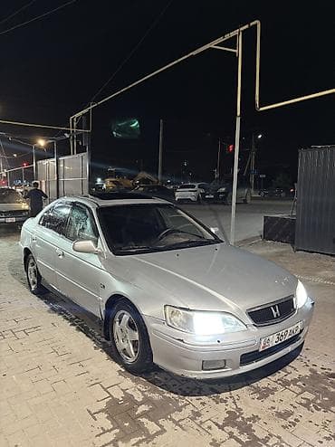 сефиро матор: Honda Accord: 2001 г., 1.8 л, Механика, Бензин, Седан — 4