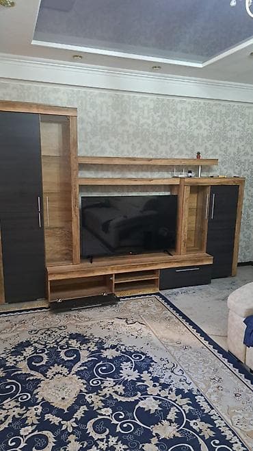 Гарнитуры для зала: Срочно продается, новые почти. Мебель, кровать и телевизор марки LG — 2