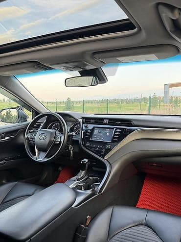 Транспорт: Toyota Camry: 2018 г., 2.5 л, Автомат, Бензин, Седан — 6