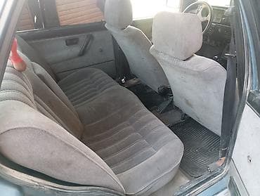 aion v: Volkswagen Jetta: 1991 г., 1.8 л, Механика, Бензин, Седан — 5