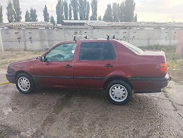 neta gt: Volkswagen Vento: 1993 г., 1.8 л, Механика, Бензин, Седан — 7