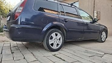 капот машины: Ford Mondeo: 2001 г., 2 л, Автомат, Бензин, Универсал — 4