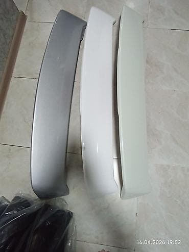 Задний спойлер Toyota 2003 г., Новый, Аналог