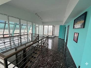 сдаю кабинеты: 4 комнаты, 380 м², 10 этаж — 4