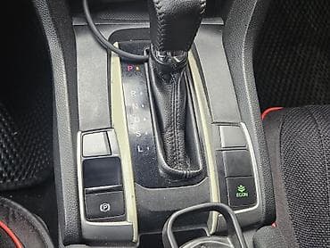 Унаа сатуу: Honda Civic: 2018 г., 2 л, Автомат, Бензин, Седан — 7