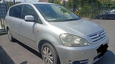 windom 2003: Toyota Ipsum: 2001 г., 2.4 л, Автомат, Бензин, Минивэн — 2