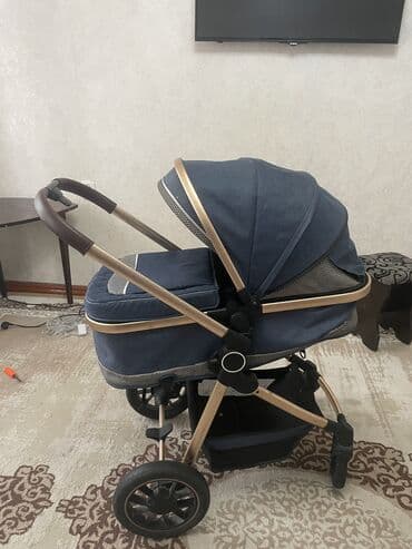 детская трехколесная коляска: Коляска, Б/у — 1