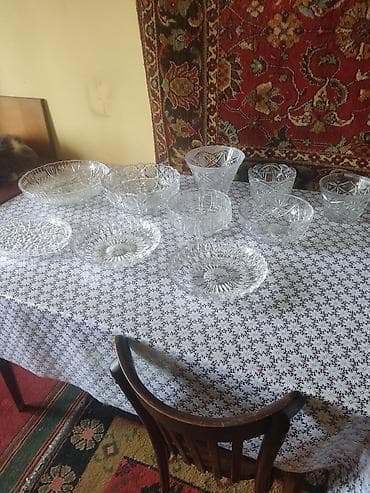 Вазы: Хрусталь СССР.Вся целая,без сколов.Цена от 700с до 1500с.Цена зависит — 1