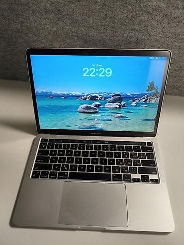 27 дюйм: Apple MacBook Pro 13" (M1, 2020) - Дисплей: 13.3", Retina - — 2