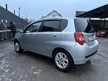 forester 2010: Chevrolet Aveo: 2010 г., 1.2 л, Механика, Газ, Седан — 5