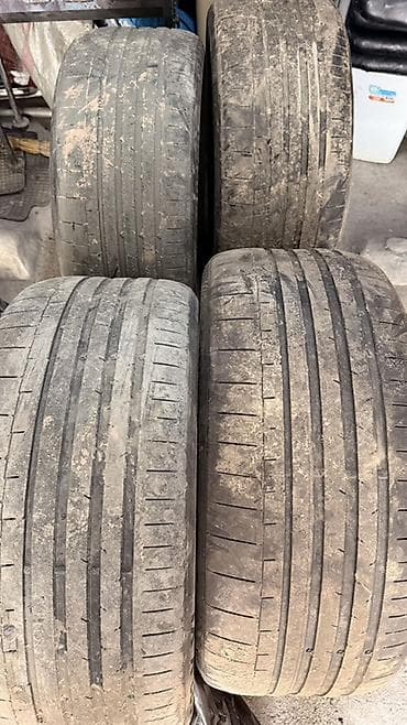 чехии: Шины 285 / 40 / R 22, Лето, Комплект, Легковые, Чехия, Continental — 1