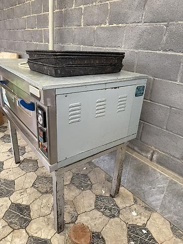 сдается пекарня: Жарочный шкаф 3-х фазная промышленная духовка на 6квт Продается с — 2