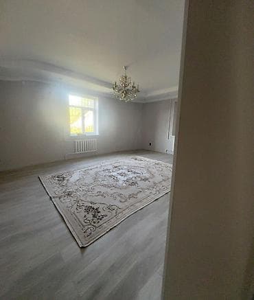 сдаю места в аренду: 300 м², 4 комнаты — 4
