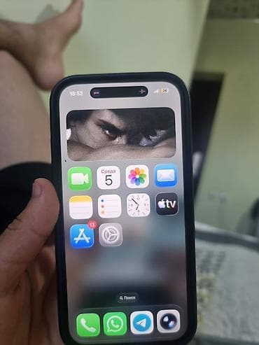 IPhone 16, Б/у, 128 ГБ, Черный, Чехол, 92 %