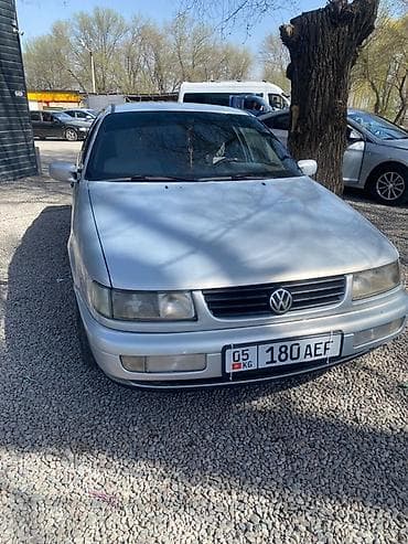 mini car: Volkswagen Passat: 1995 г., 1.8 л, Автомат, Бензин, Седан — 3